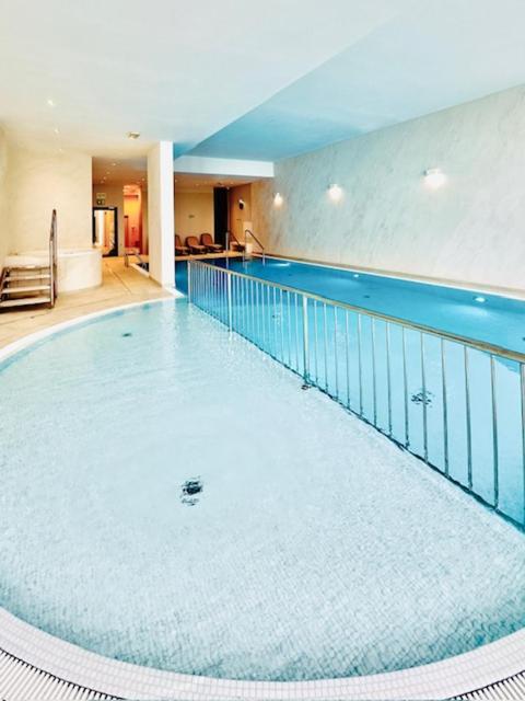 Let'S Sea - 2 Bedroom - Premium Baltic Apartment With Front Sea View Garden And Spa Access กาสกี ภายนอก รูปภาพ